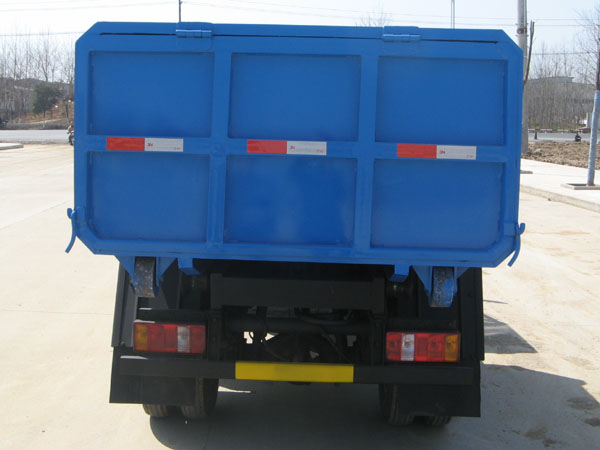南京躍進(jìn)5方勾臂式垃圾車