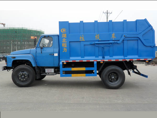 東風(fēng)尖頭對(duì)接式垃圾車