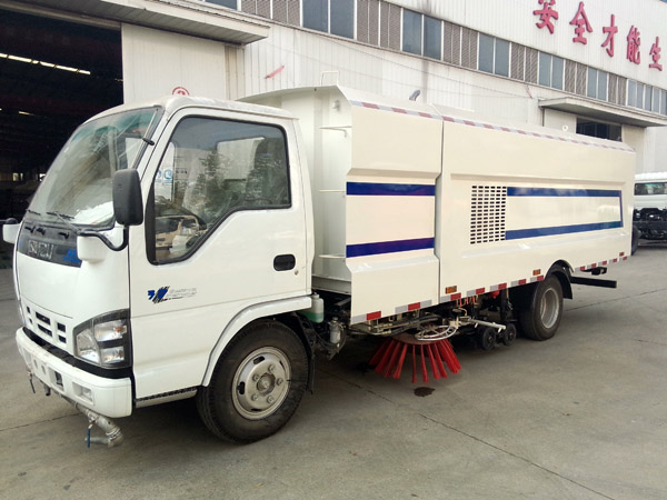五十鈴洗掃車