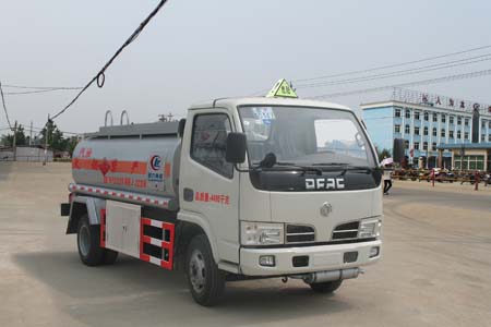 東風(fēng)銳鈴2.5方流動加油車