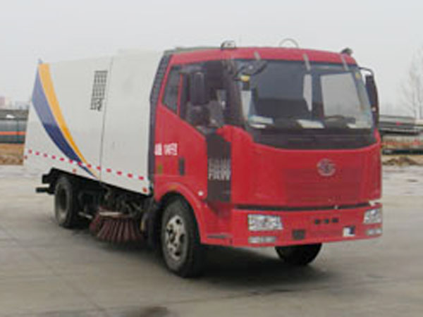 解放J6單橋掃路車