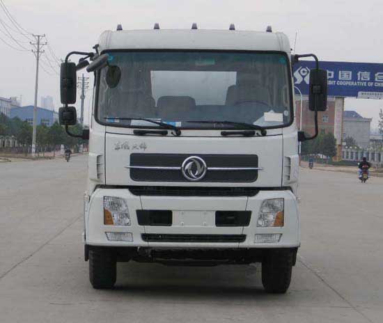 東風天錦平頭8立方吸污車