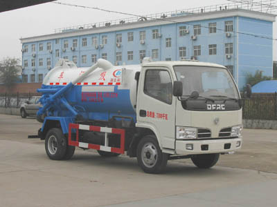 東風銳鈴3.5立方吸污車