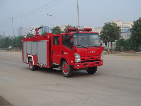 慶鈴4475單橋雙排座水罐泡沫消防車