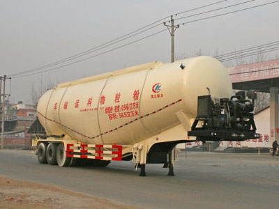 三橋低密度粉粒物料運(yùn)輸半掛車