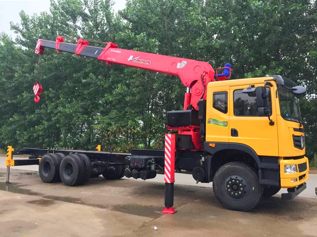 D701后八（可裝6.3~12噸吊機）輪隨車吊起重運輸車
