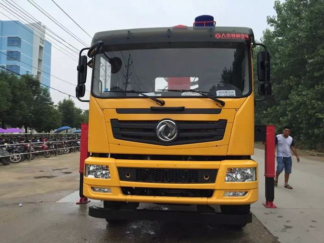 D701后八（可裝6.3~12噸吊機）輪隨車吊起重運輸車