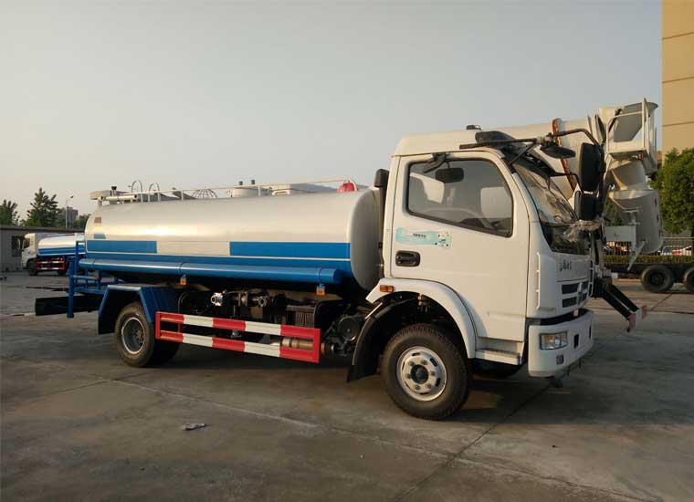 東風特商10噸灑水車