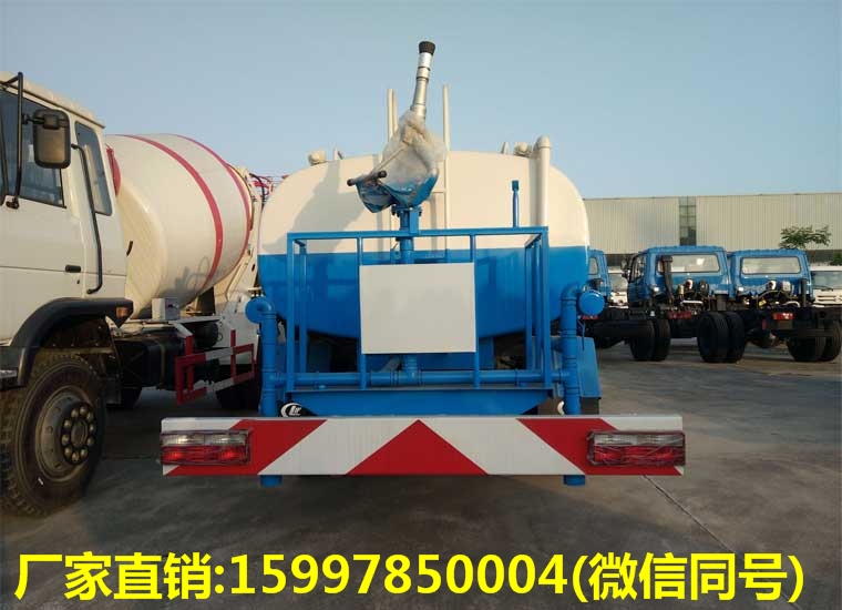東風(fēng)特商10噸灑水車