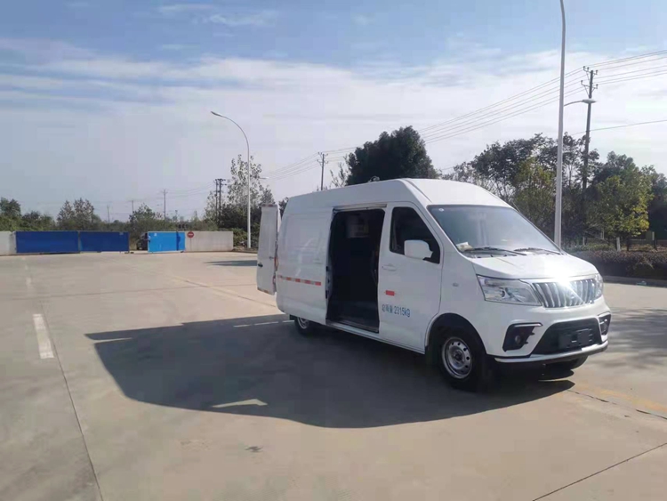    長安小型焚燒車 殺菌消毒無害化處理車