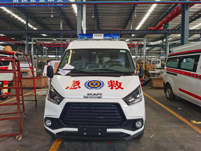 江鈴特順救護(hù)車(chē)