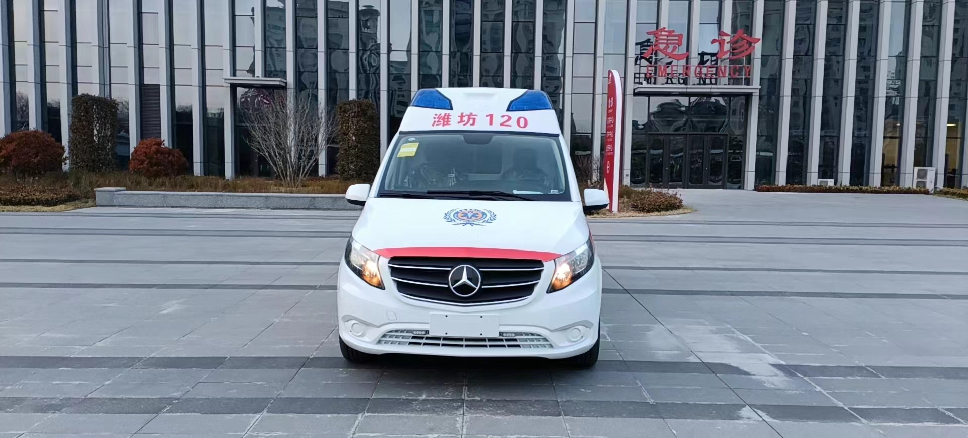 奔馳威霆救護車